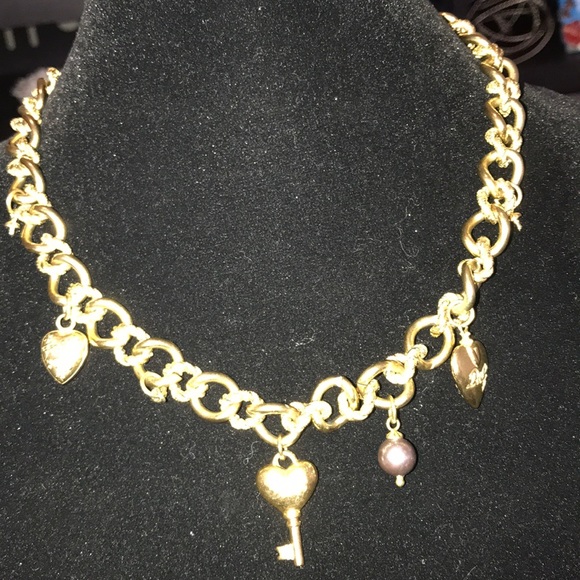 🔥HP🔥Dolce&Gabbana charm necklace.🔥 - Picture 3 of 10